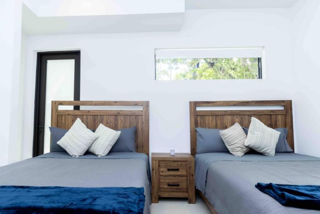 Huge 4 Bedroom Townhouse W/ Private Rooftop & Bbq マイアミ エクステリア 写真